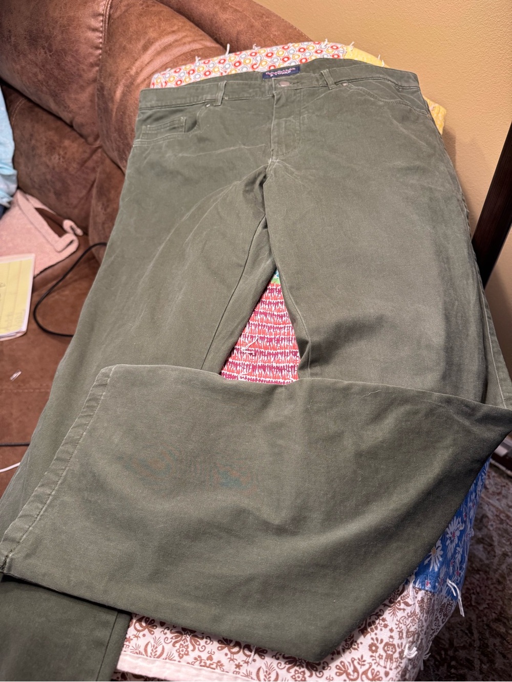 Roundtree & Yorke Olive Green Corduroy Men's Pants